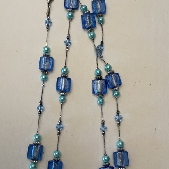 NWOT Blue Glass Stone Necklace - Picture 2 of 7
